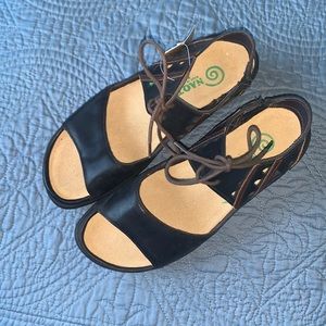 Naot Mangere - Coal Sandals Size 5